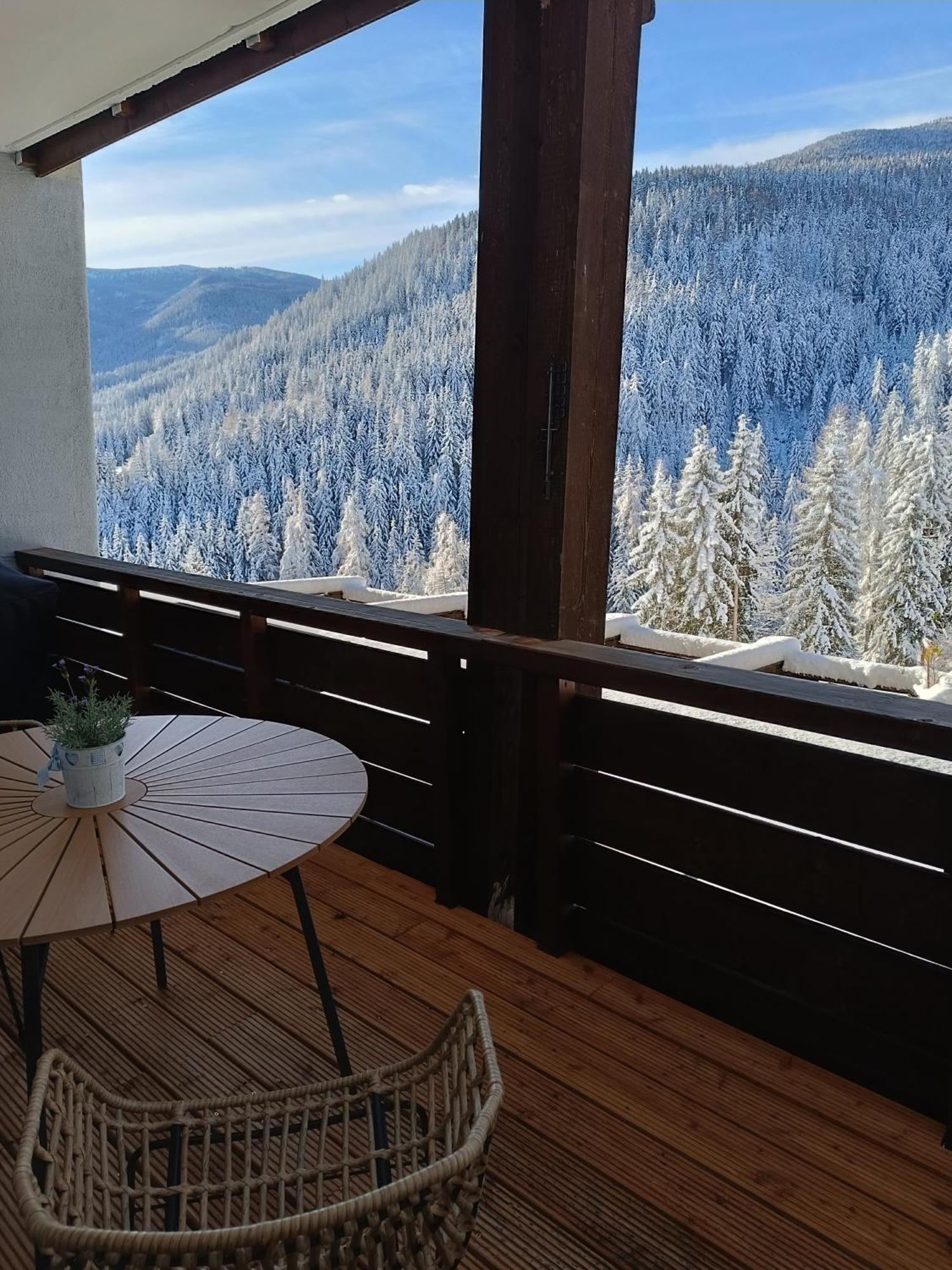 Bergkristall Ruhe Und Aussicht Auf 1100M ซังคท์ลอเรนเซน อ็อบ มูเรา ภายนอก รูปภาพ